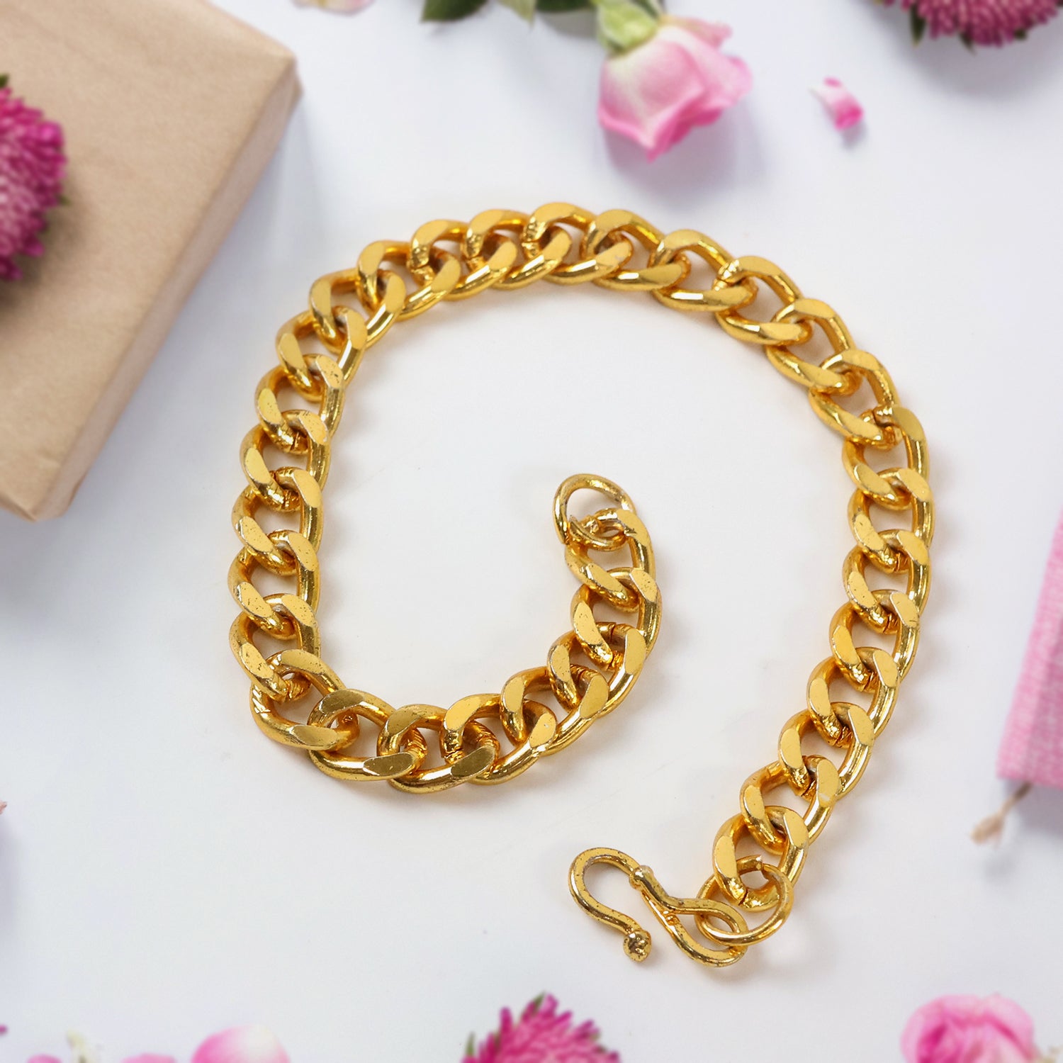 Stylish Gold-plated Chain Bracelet For Men  Women - (1 Pc)